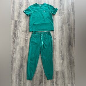 Figs Men’s Technical Collection Scrub Set Medium Jogger Pants Hunter Green